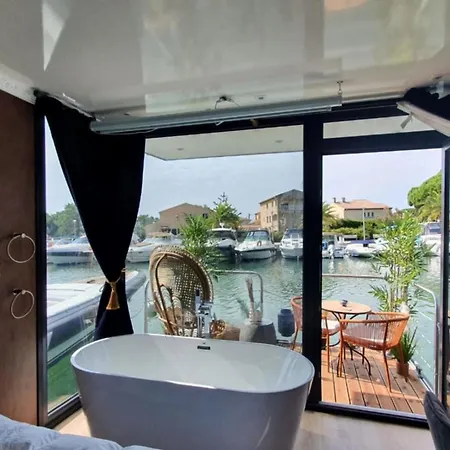Escale Royale Frejus-2